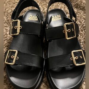 Ladies Black Madden NYC sandals ( never worn)